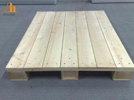 實木托盤和膠合板托盤區(qū)別